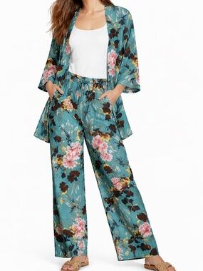 SHEIN Teal Floral Two-Piece Set with Pink & Gold Accents